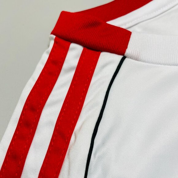 Liverpool 25/26 Away Soccer Jersey L | New Season Kit | Premier League Football - Picture 5 of 10